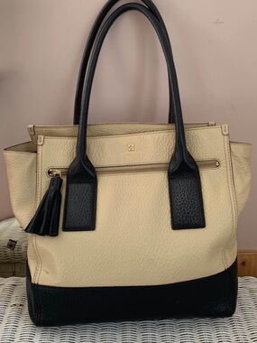 Cream and Black Leather Tote Handbag - Designer Style